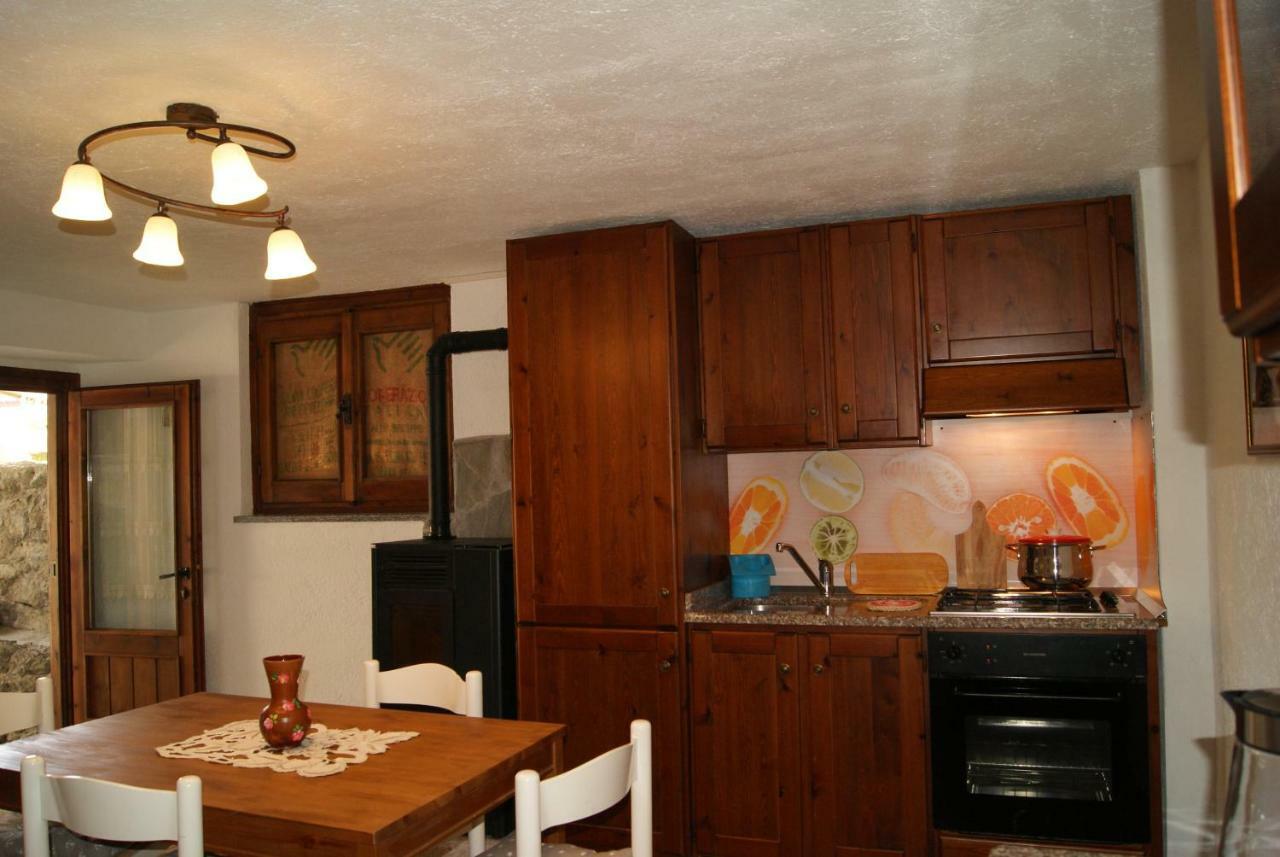 La Maison De Marietta Apartment Gressan Luaran gambar